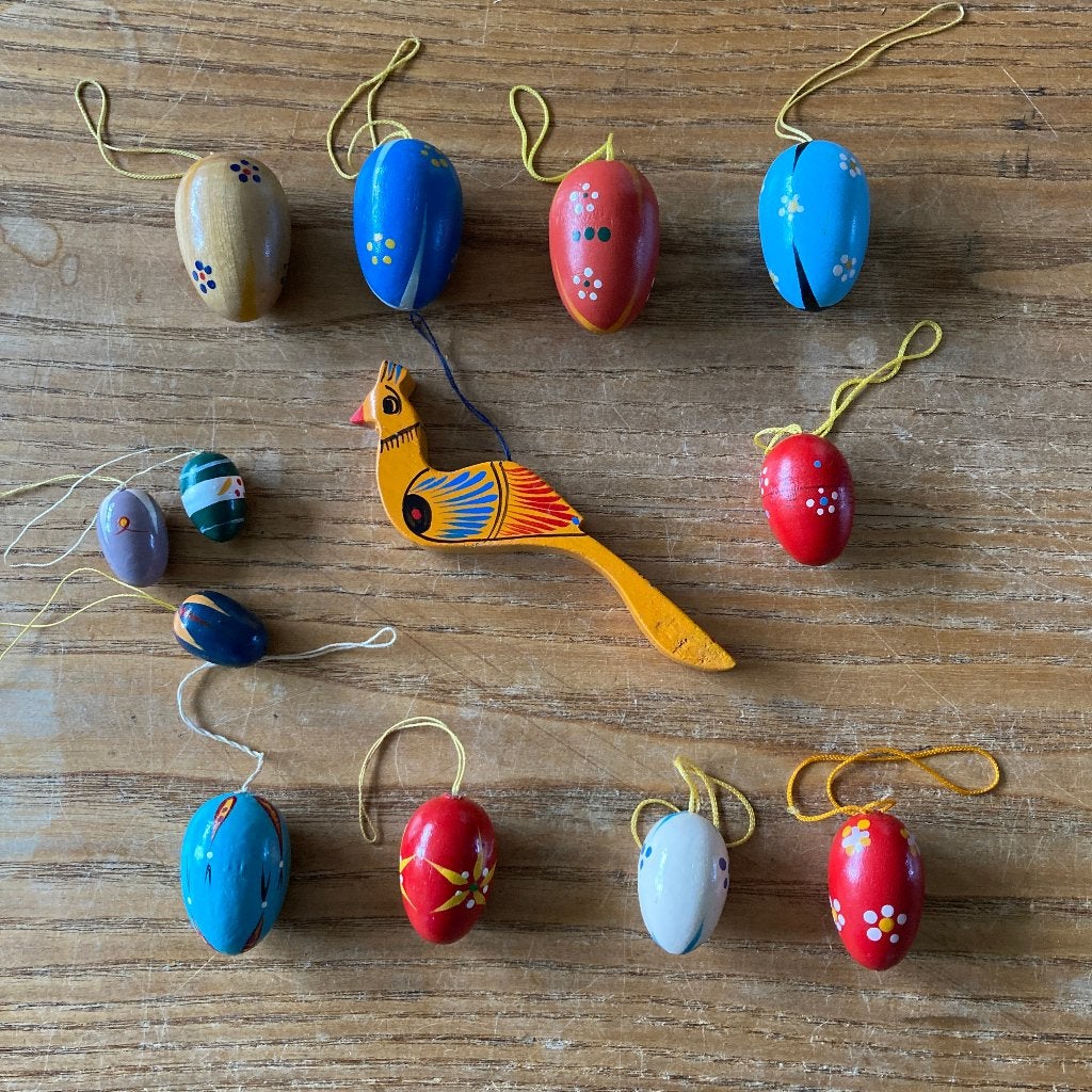 13 Vintage paashangers houten pasen hout hanger Erzgebirge, Diversen, Pasen, Ophalen of Verzenden, Zo goed als nieuw