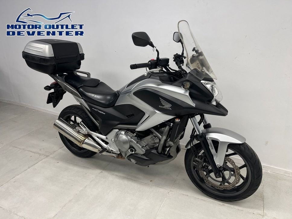 Leuke HONDA NC 700 X DCT (bj 2012) (automaat), Motoren, 2 cilinders, HONDA, Motorrijbewijs A, Bedrijf