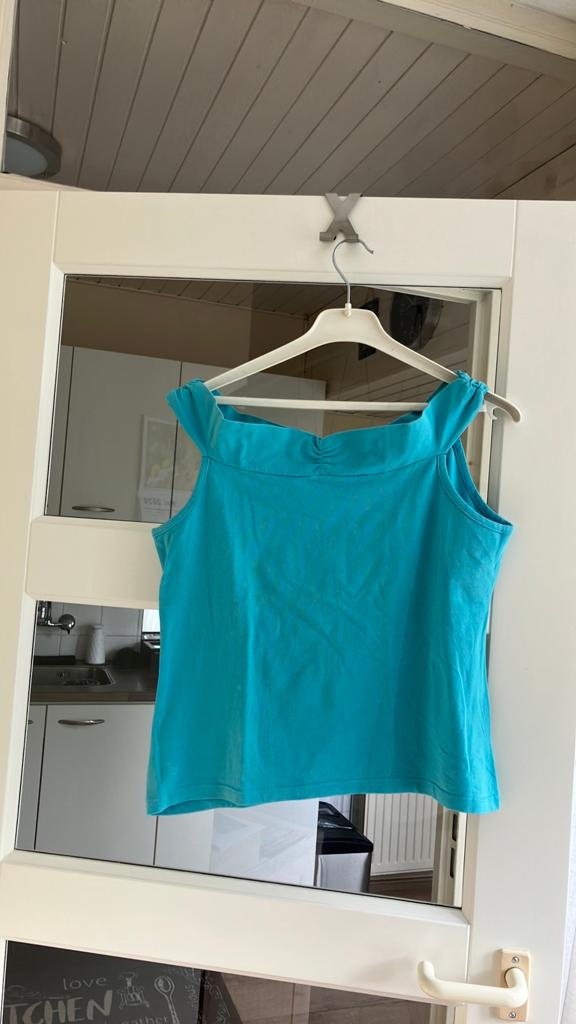 Liefs Bo stretch schouder top mt 46, Kleding | Dames, Ophalen of Verzenden, Zo goed als nieuw, Maat 46/48 (XL) of groter, Zonder mouw