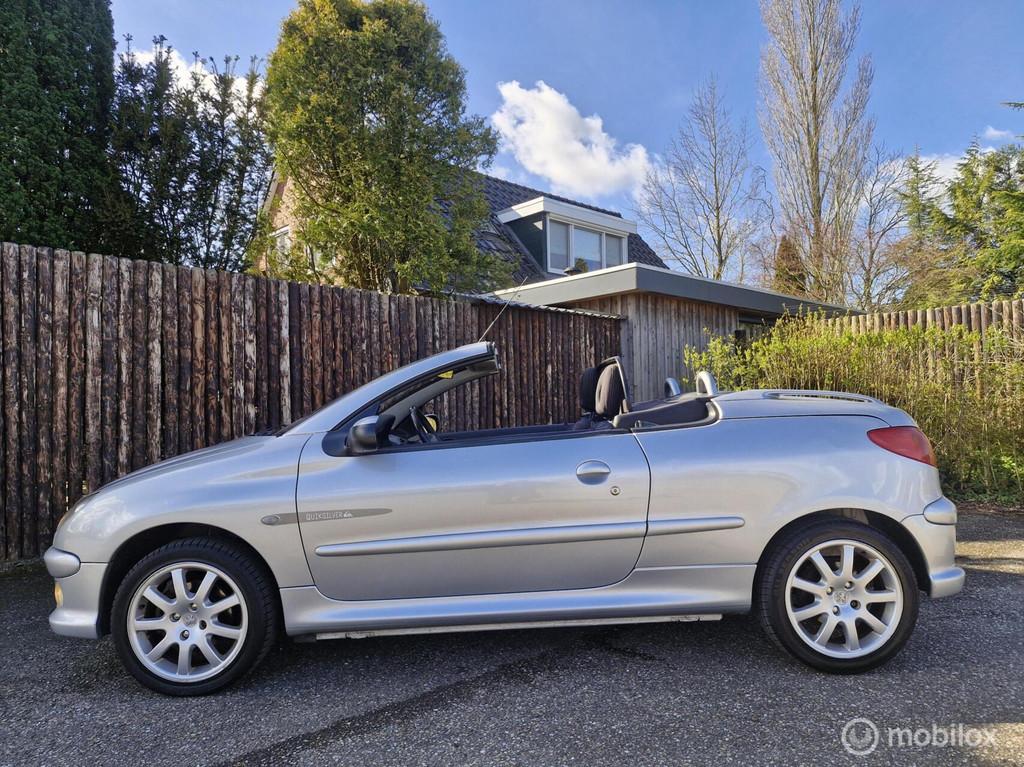 Peugeot 206 CC 1.6-16V Quiksilver, Voorwielaandrijving, Gebruikt, 4 cilinders, Cabriolet