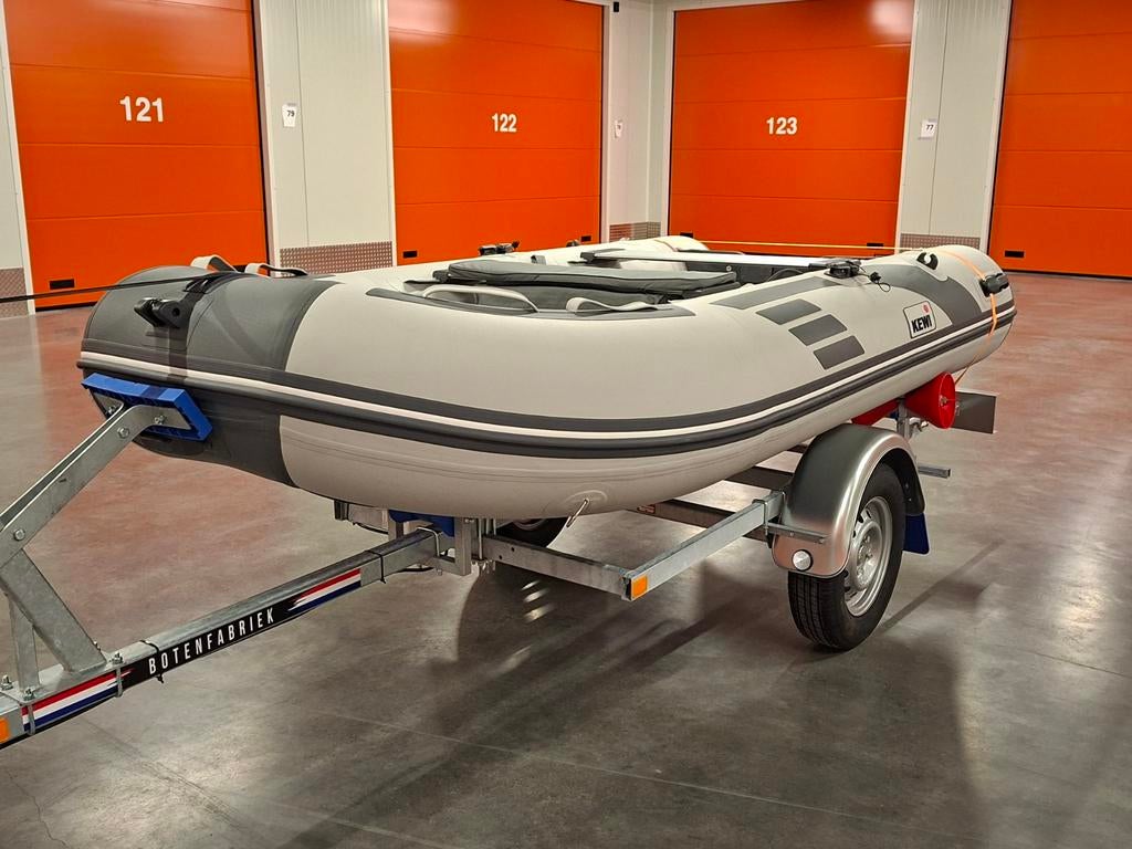 Rubberboot Kewi 320 eventueel met een buitenboordmotor, Airdeck, Gebruikt, Benzine, Minder dan 70 pk