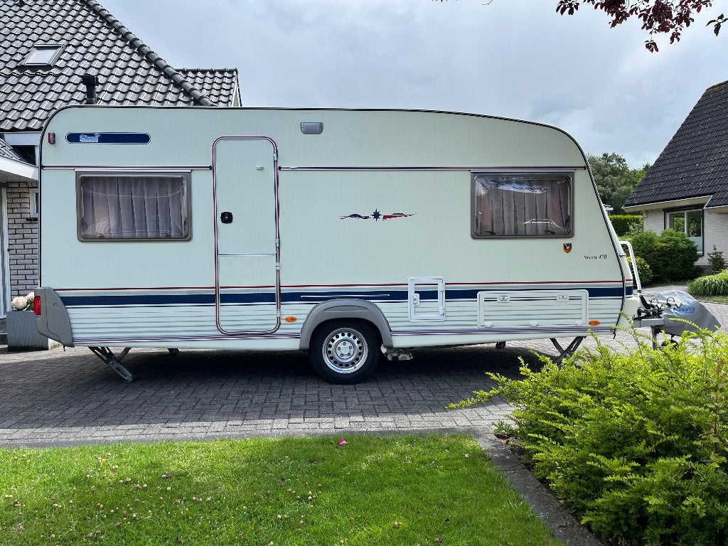 Wilk Stern 470, Kachel, Rondzit, 2 aparte bedden, Particulier