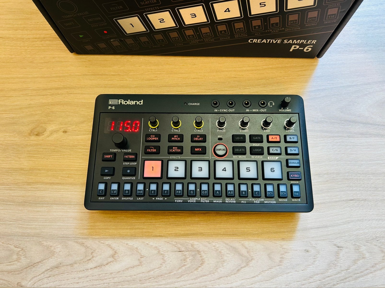 Roland P-6 sampler, Ophalen of Verzenden, Zo goed als nieuw