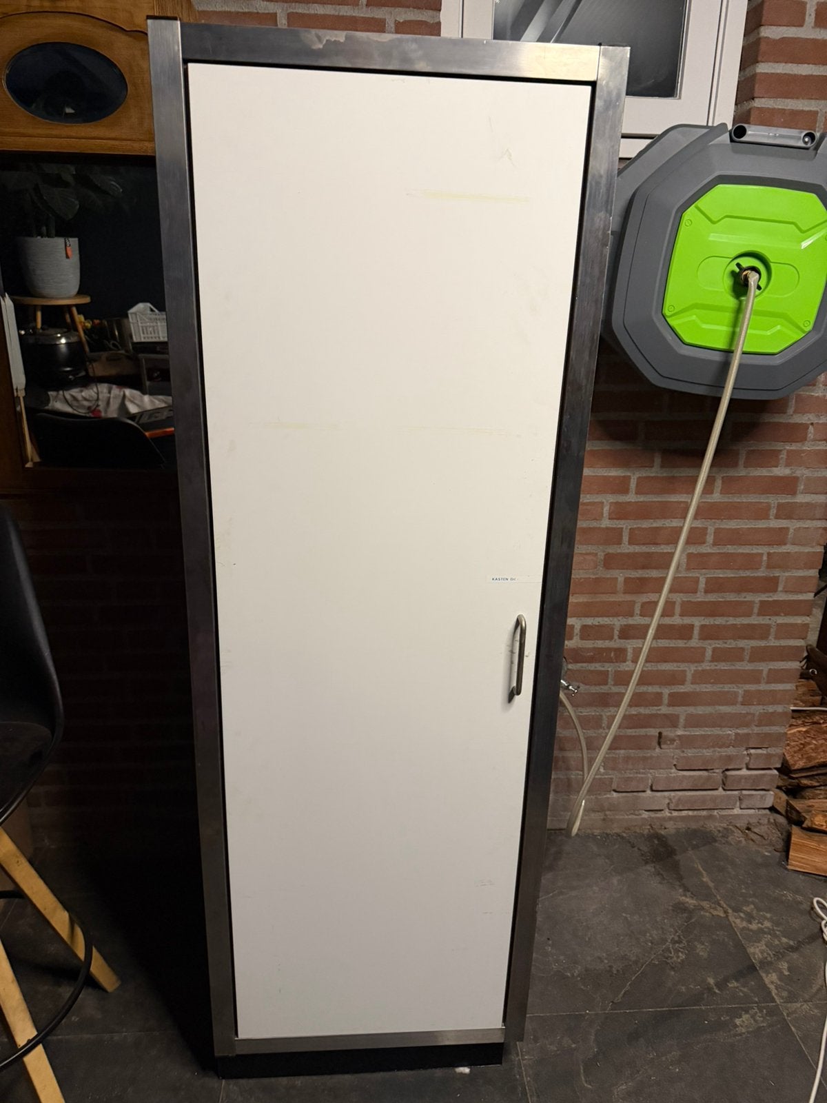 Mooie rvs kast met trespa ombouw, Huis en Inrichting, Ophalen, Zo goed als nieuw