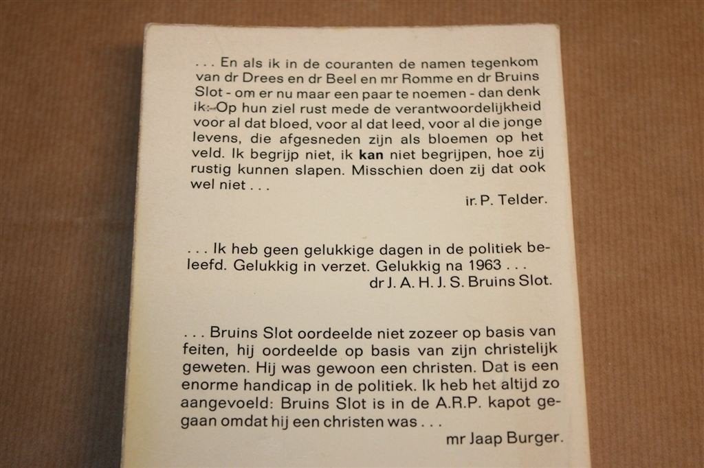 En ik was Gelukkig — Herinneringen Bruins Slot 1972, Ophalen of Verzenden, Gelezen