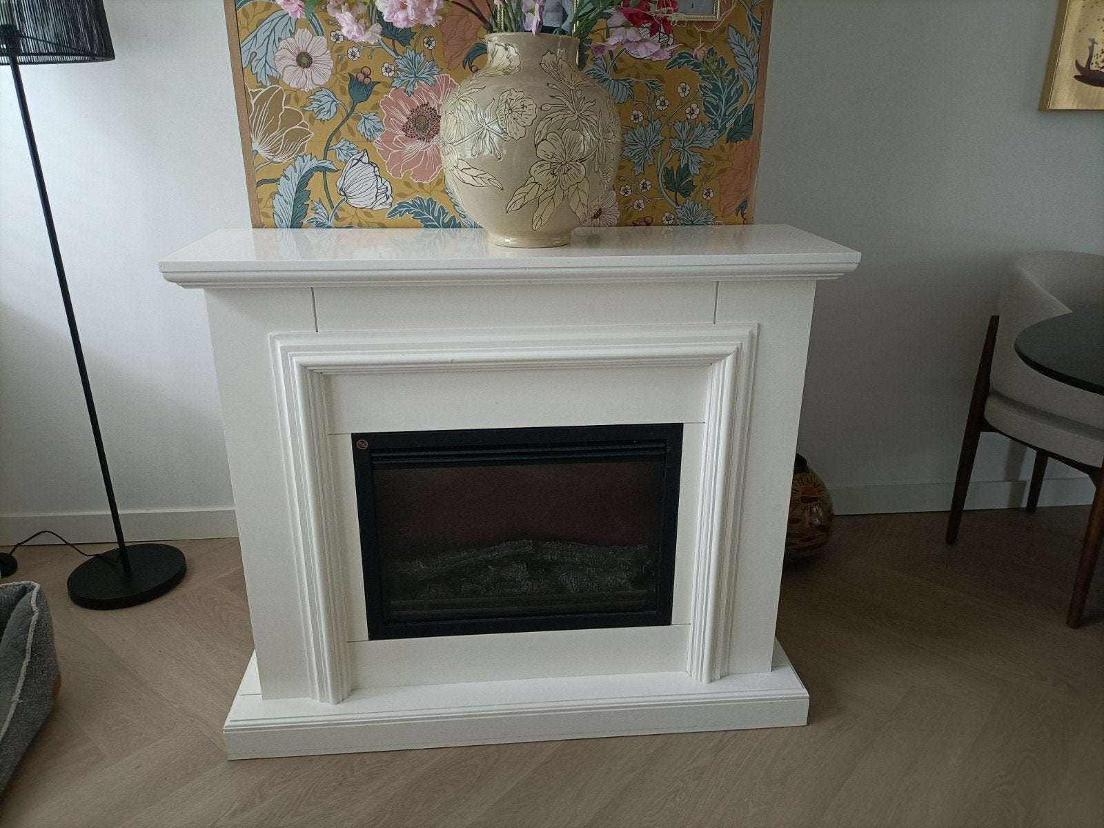 Gezellige, witte, goed functionerende elektrische open haard, Huis en Inrichting, Haarden, Ophalen, Gebruikt, Vrijstaande haard