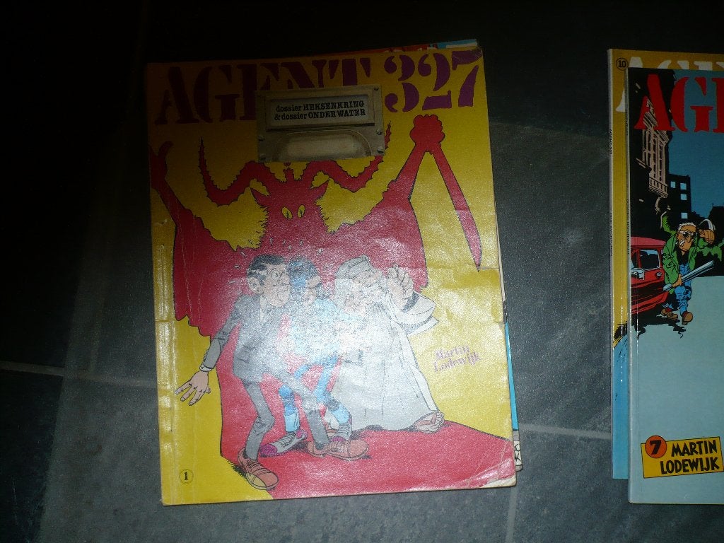 3 agent 327 van martin lodewijk, Gelezen, Ophalen of Verzenden, Martin Lodewijk, Meerdere stripboeken