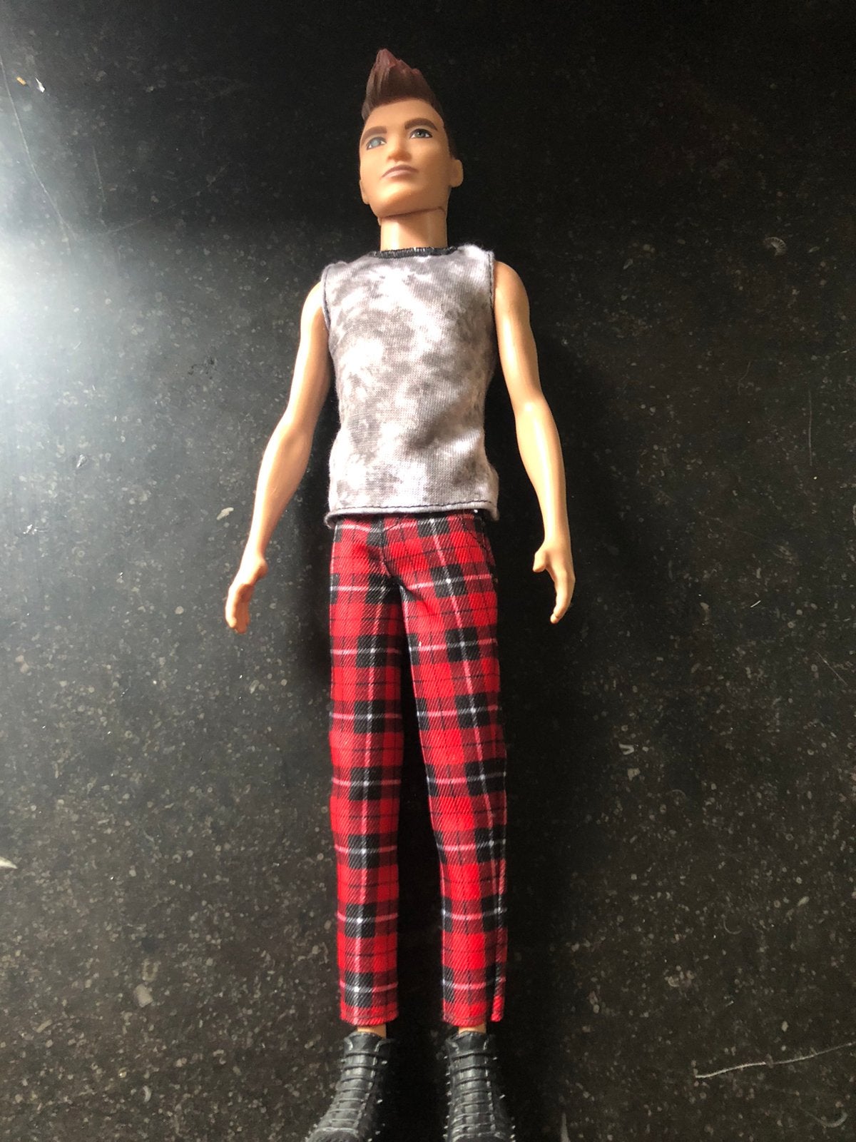 Punky ken fashionista  barbie man pop mattel  2017, Verzamelen, Poppen, Ophalen, Zo goed als nieuw, Fashion Doll