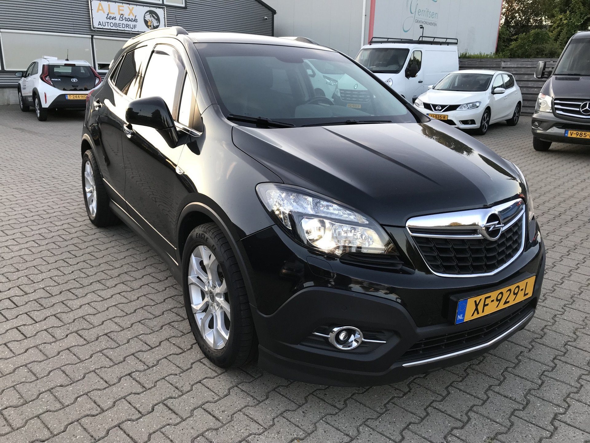 Opel Mokka 1.4 T Cosmo (bj 2014, automaat), Auto's, Euro 5, 15 km/l, Gebruikt, Parkeersensor