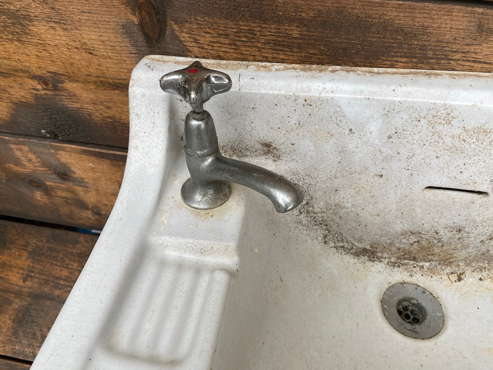 Vintage wastafel met kranen - Gebruikt, Doe-het-zelf en Verbouw, Sanitair, Ophalen, Gebruikt, Chroom, Wastafel