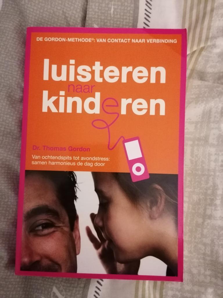Luisteren naar kinderen - Dr. Thomas Gordon, Boeken, Ophalen of Verzenden, Zo goed als nieuw, Opvoeding tot 6 jaar, Dr. Thomas Gordon