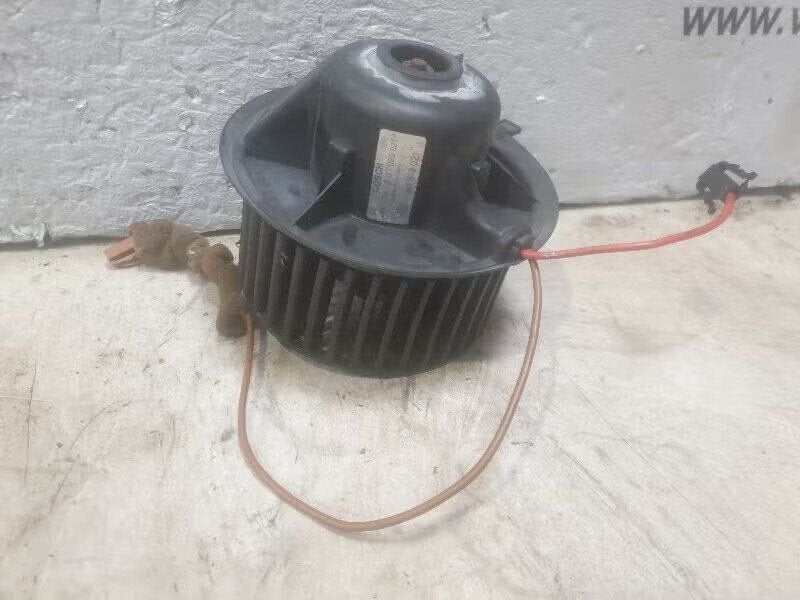 KACHELVENTILATOR Golf III Cabrio (1E) (1h1-819-021), Gebruikt, Berliner Ring 2 38440 Wolfsburg, DE, Volkswagen, Volkswagen AG