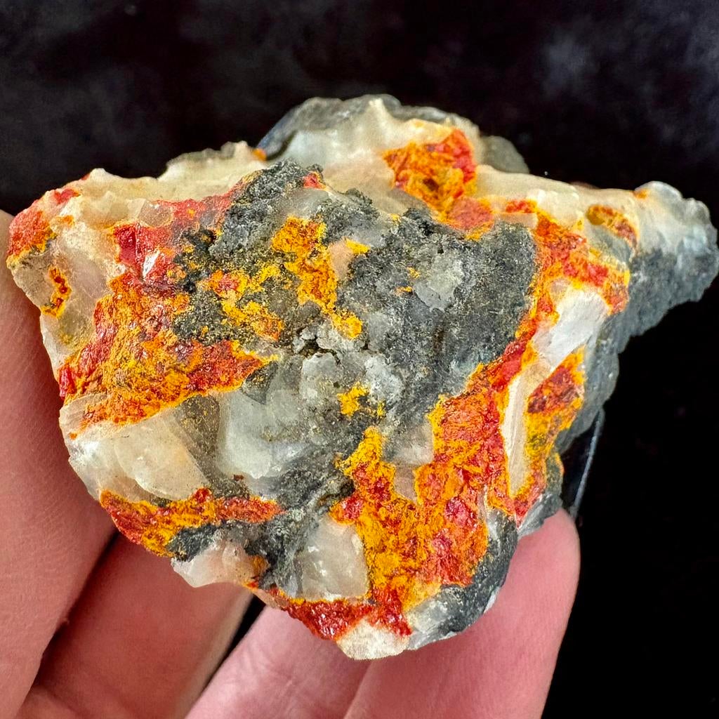Realgaar/orpiment, Verzamelen, Mineralen en Fossielen, Mineraal, Ophalen of Verzenden