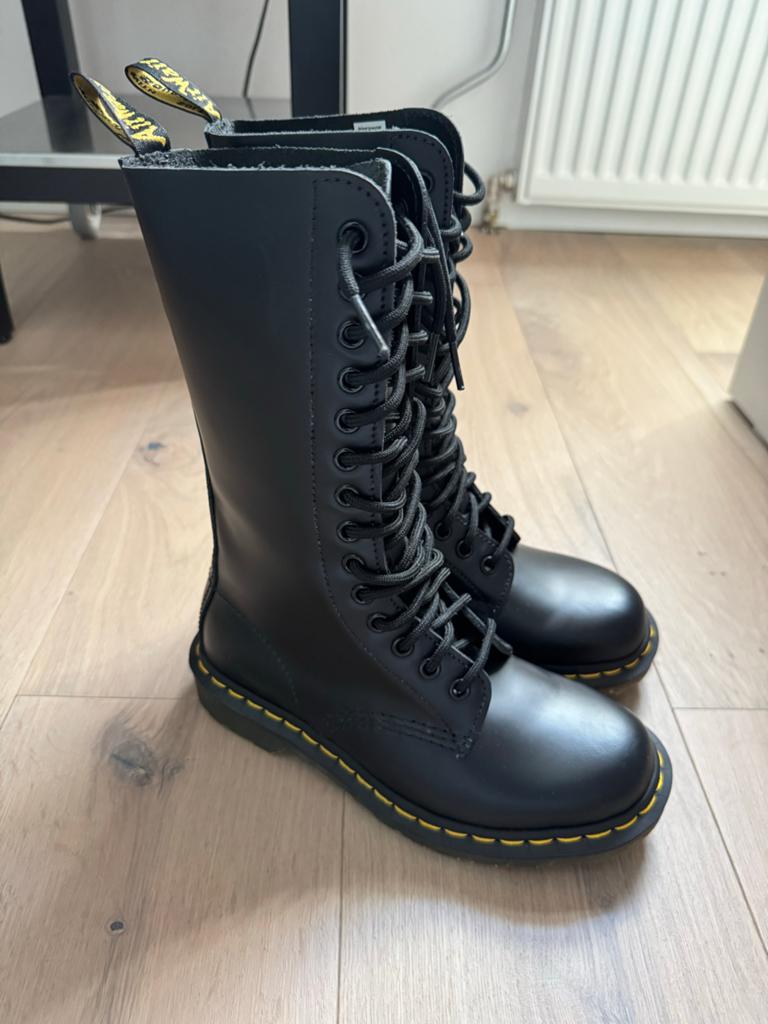 Dr. Martens 1914 Hoge Leren Laarzen Zwart Maat 36 Nieuw, Kleding | Dames, Schoenen, Ophalen of Verzenden, Nieuw, Zwart, Hoge laarzen