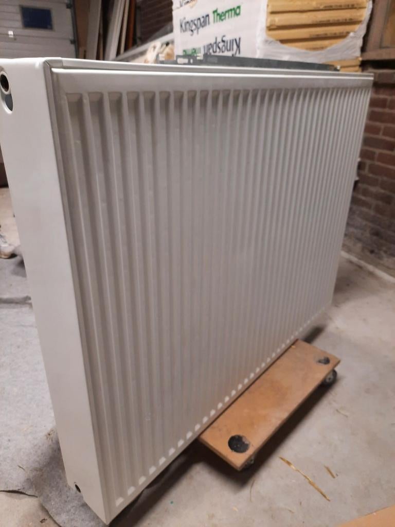 Nieuwe radiator, Doe-het-zelf en Verbouw, Ophalen of Verzenden