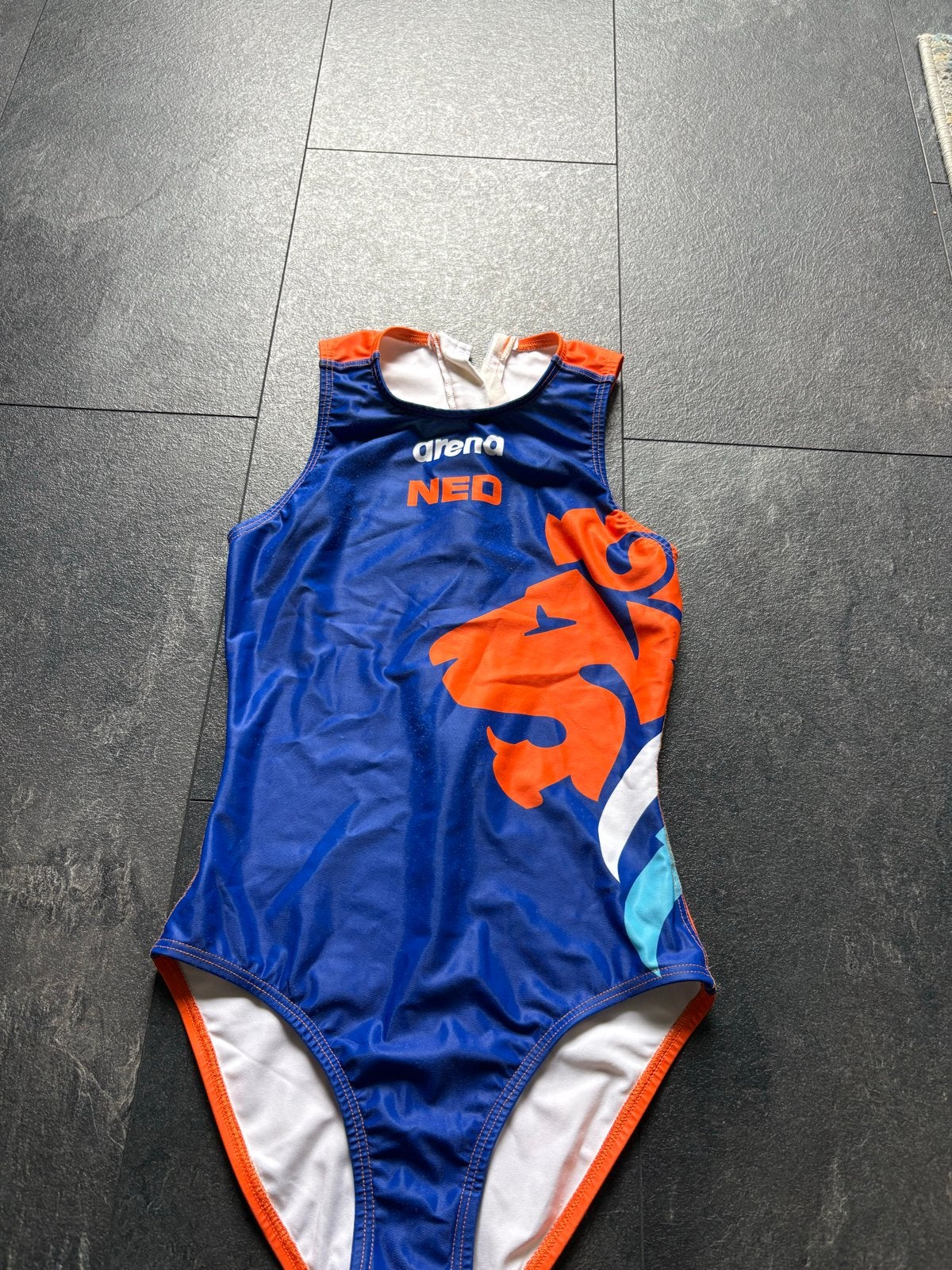 Officieel Nederlands Waterpolo Zwempak - Arena Maat S, Ophalen of Verzenden, Gedragen, Blauw, Badpak