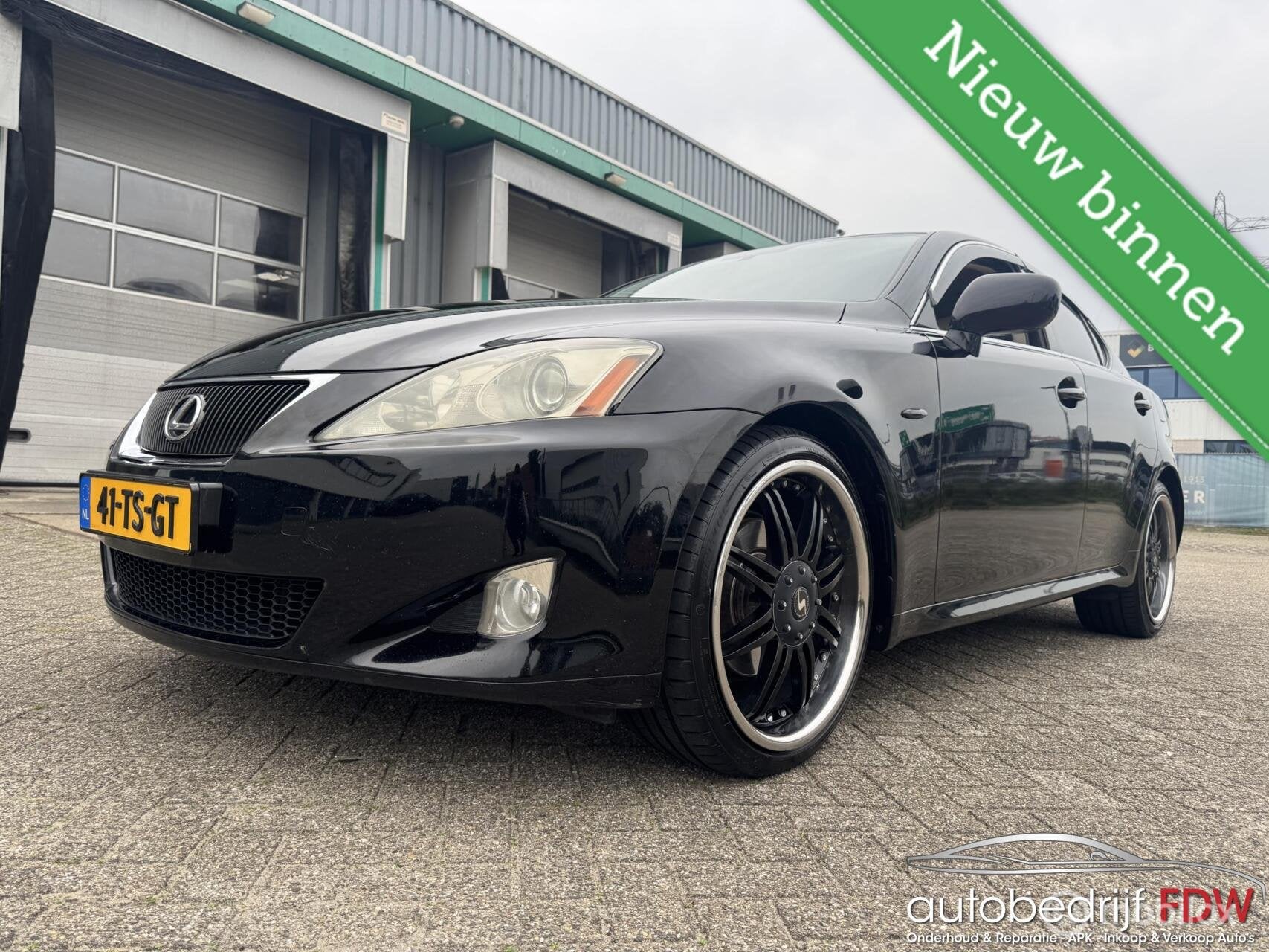 Lexus IS 250/XENON/AIRCO/PARK SENSOR/NAP/LM VELGEN/CRUISE C., Achterwielaandrijving, Gebruikt, Zwart, Bedrijf