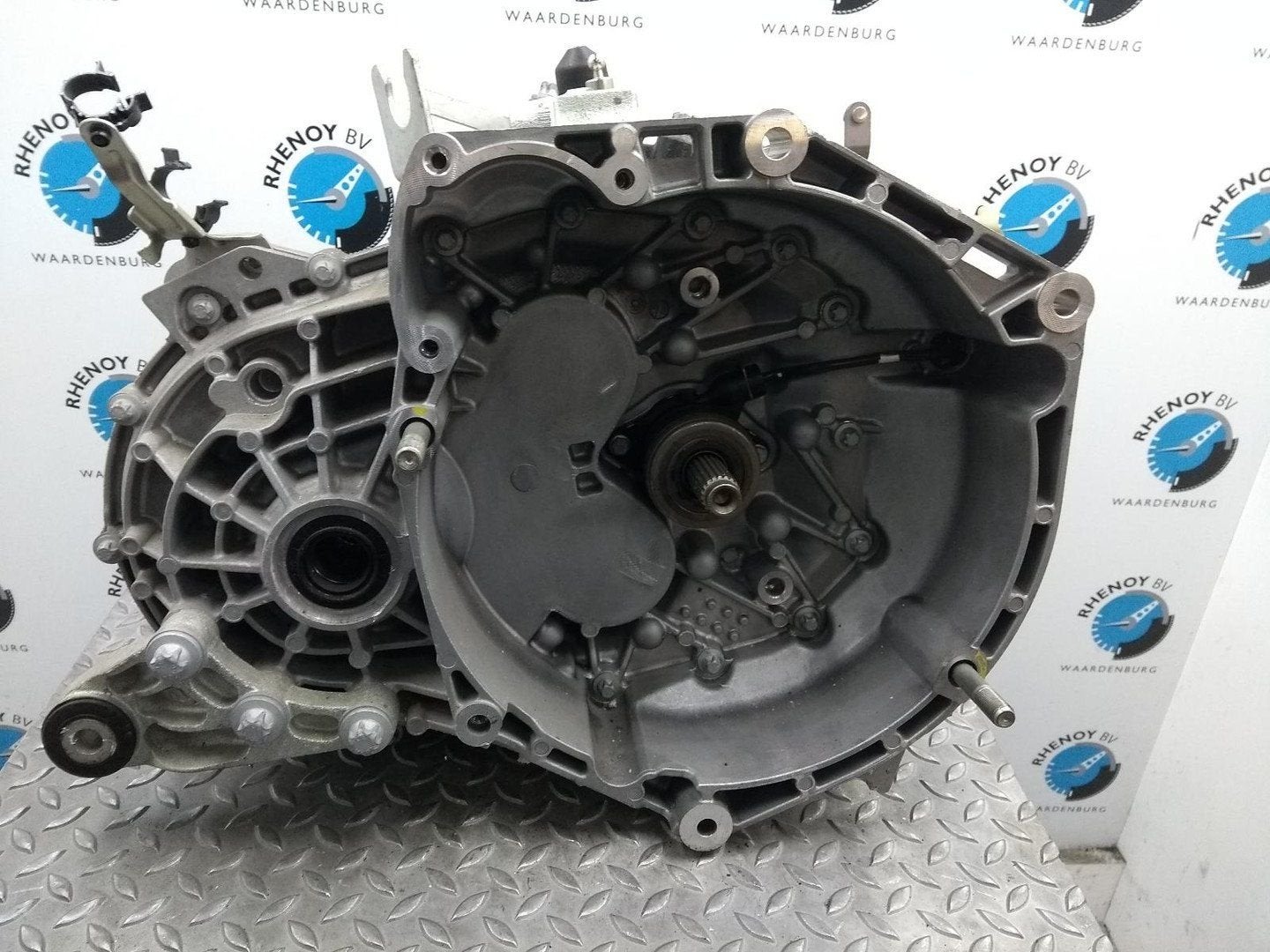 FIAT 500X TRANSMISSIE / VERSNELLINGSBAK 2017, Ophalen of Verzenden, Gebruikt, Stiba lid
