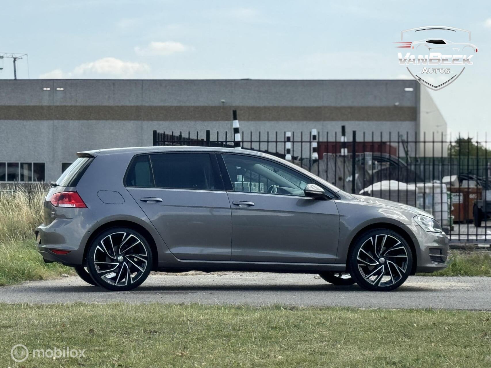 Volkswagen Golf 1.2 TSI Highline Dsg Nap, Euro 5, Gebruikt, Automatische klimaatregeling, 4 cilinders