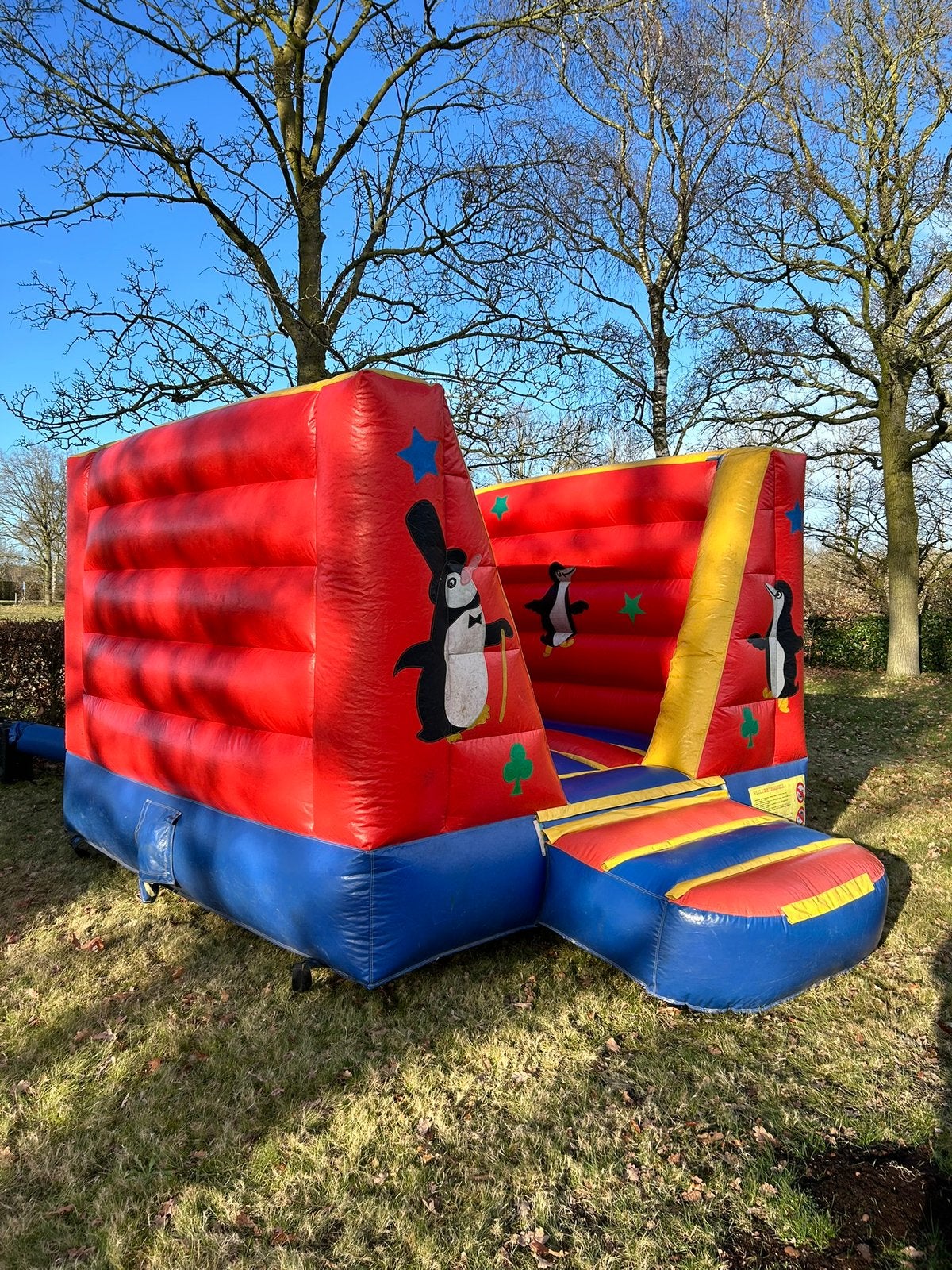 Springkussen te huur voor €69 | Kinderfeestje  | huren, Ophalen, Zo goed als nieuw, Verjaardag