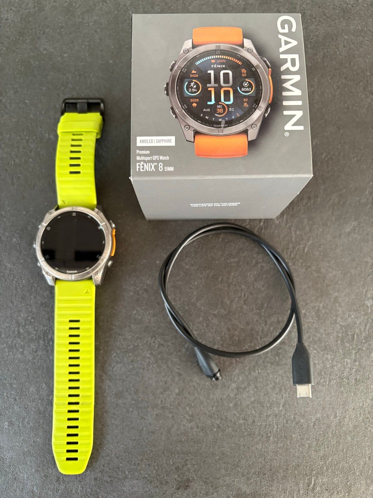Garmin Fenix 8 51mm AMOLED Sapphire Multisport GPS Horloge, Sieraden, Tassen en Uiterlijk, Ophalen, Afstand, Geel, Zo goed als nieuw