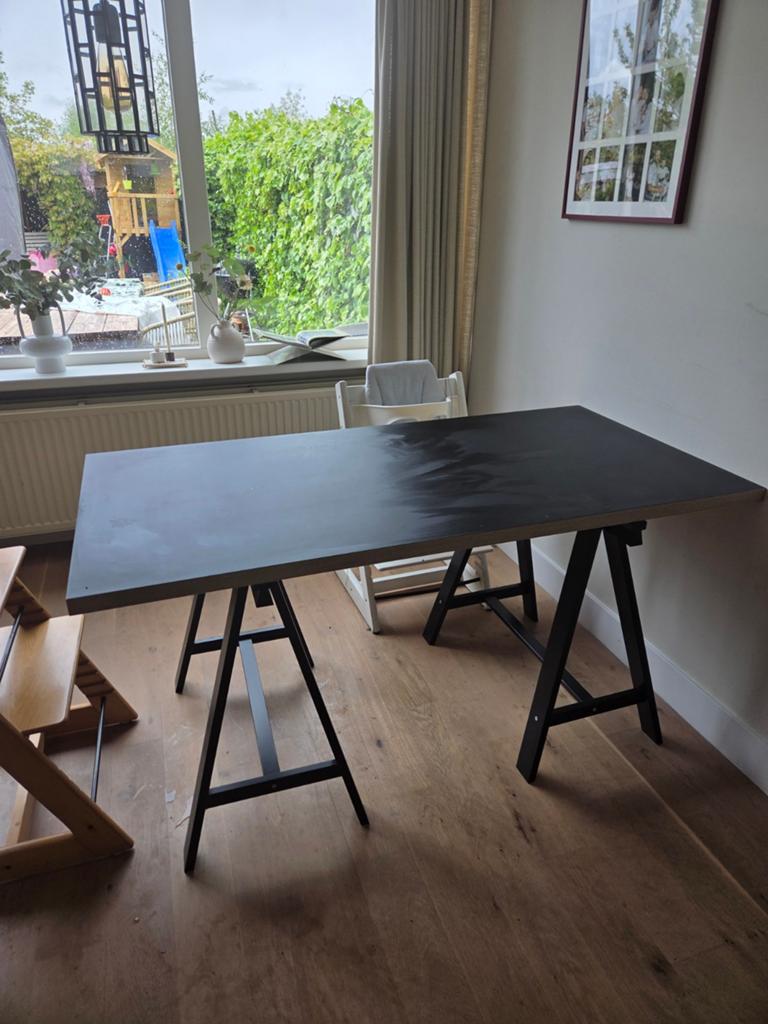 IKEA bureau tafel - Zo goed als nieuw, Ophalen