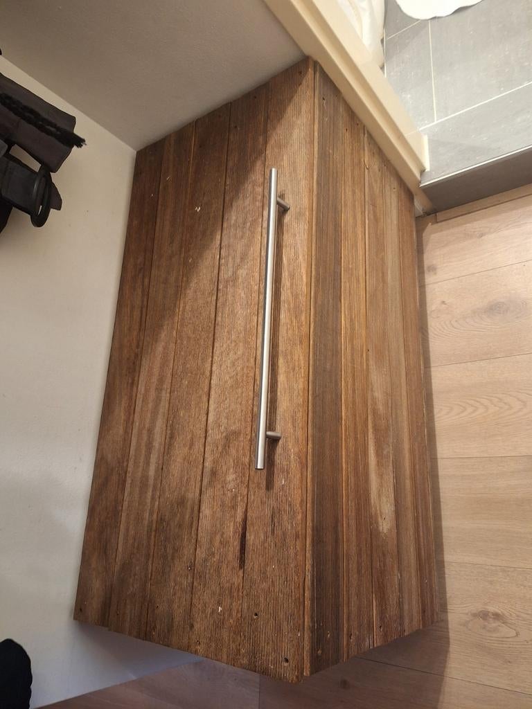 Houten kist (dekenkist) op zwenkwielen met klep, Huis en Inrichting, Woonaccessoires | Kisten, Ophalen, Minder dan 50 cm, Gebruikt