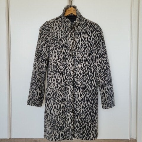 Maura Amsterdam Luipaardprint Jas Maat 34, Kleding | Dames, Jassen | Winter, Verzenden, Zo goed als nieuw, Maat 34 (XS) of kleiner