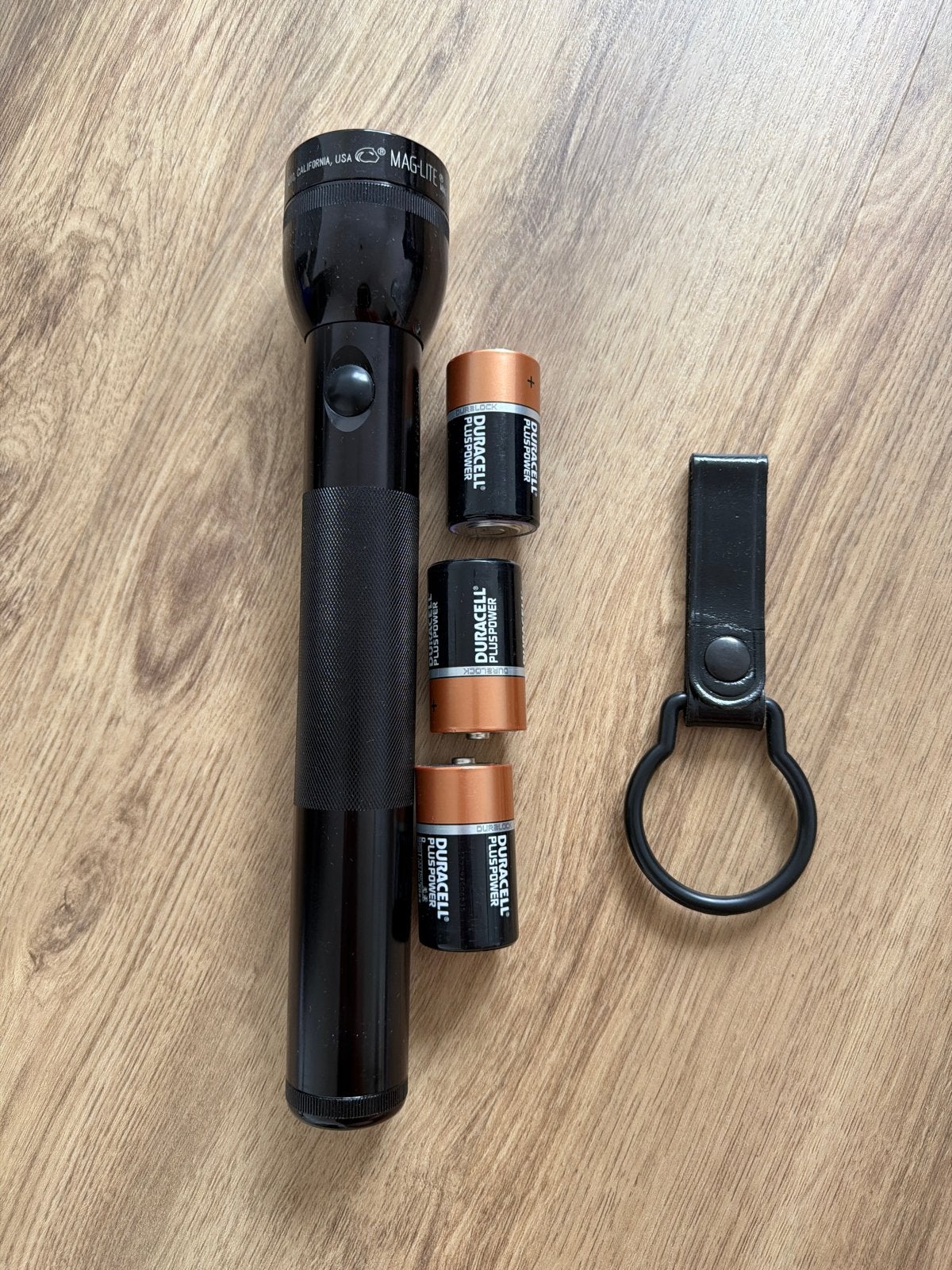 Mag-Lite zaklamp met riemhouder - Nieuwstaat, Ophalen, Nieuw, Batterij