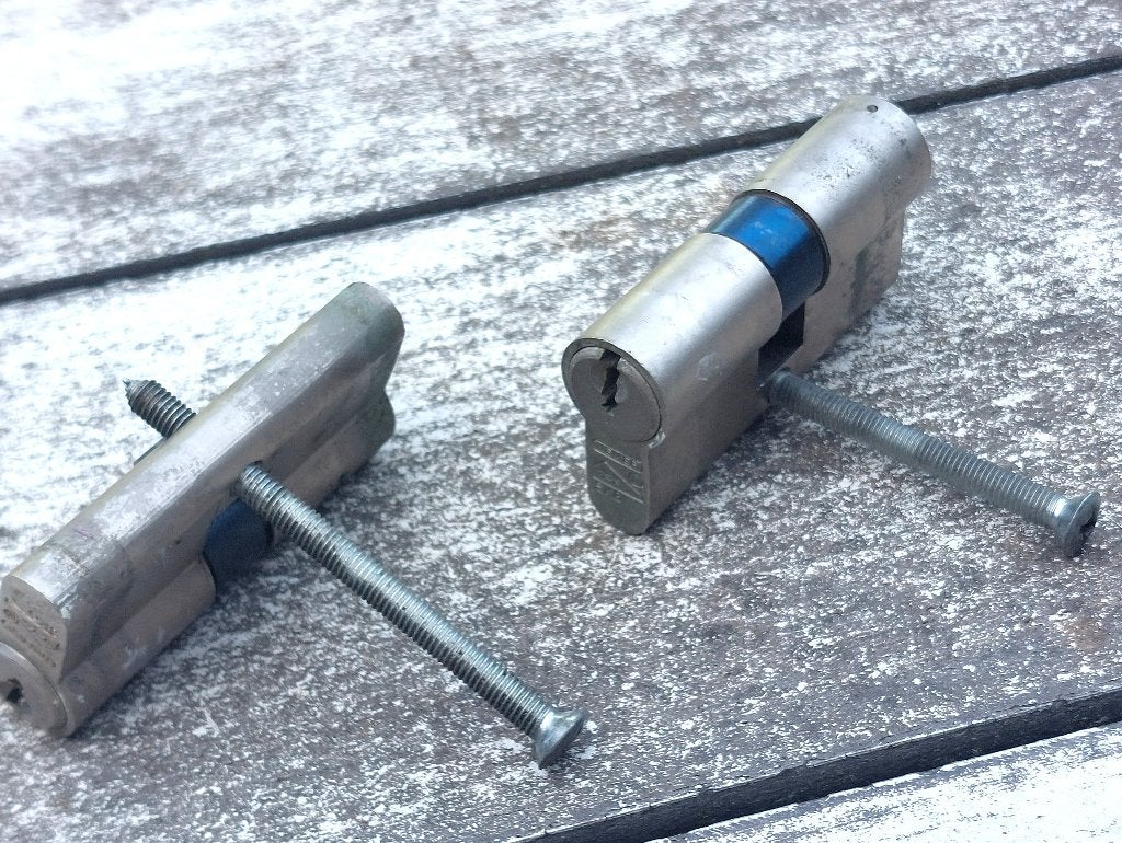 Cylindersloten   set van 2, Ophalen of Verzenden, Gebruikt, Overige materialen, Slot