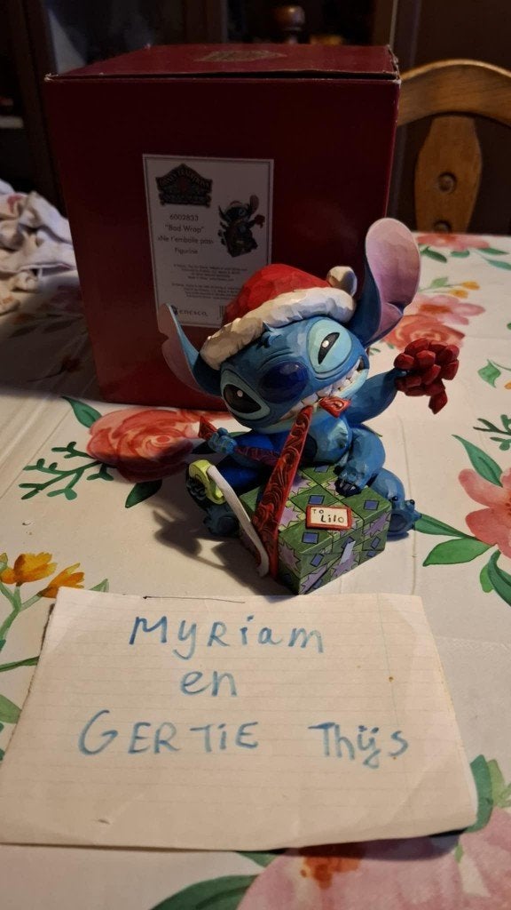Disney Lilo and Stitch kerst Traditions Jim Shore, Ophalen of Verzenden, Overige figuren, Zo goed als nieuw, Beeldje of Figuurtje