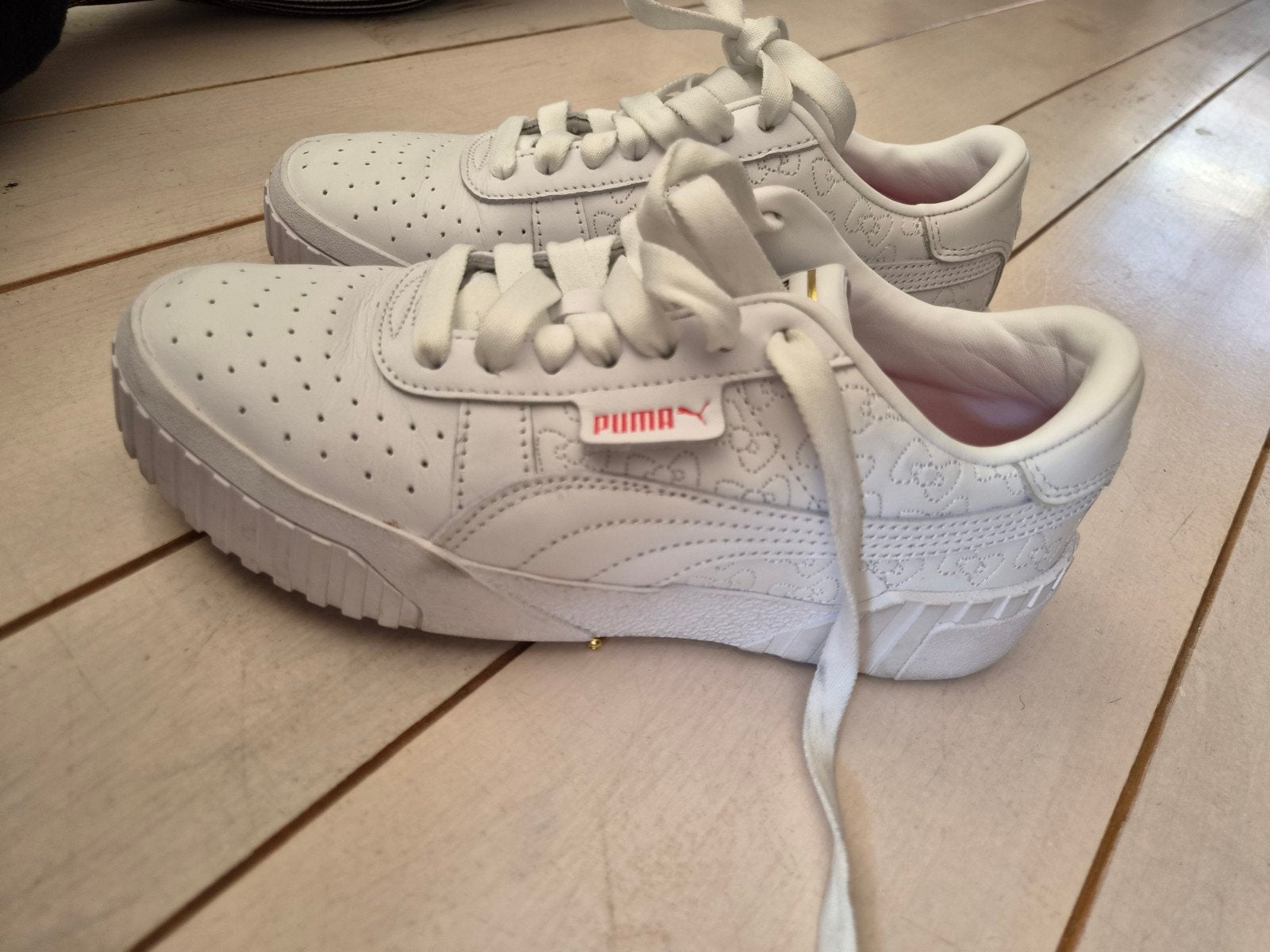 Hello Kitty Puma sneakers, Ophalen, Puma, Wit, Sneakers of Gympen