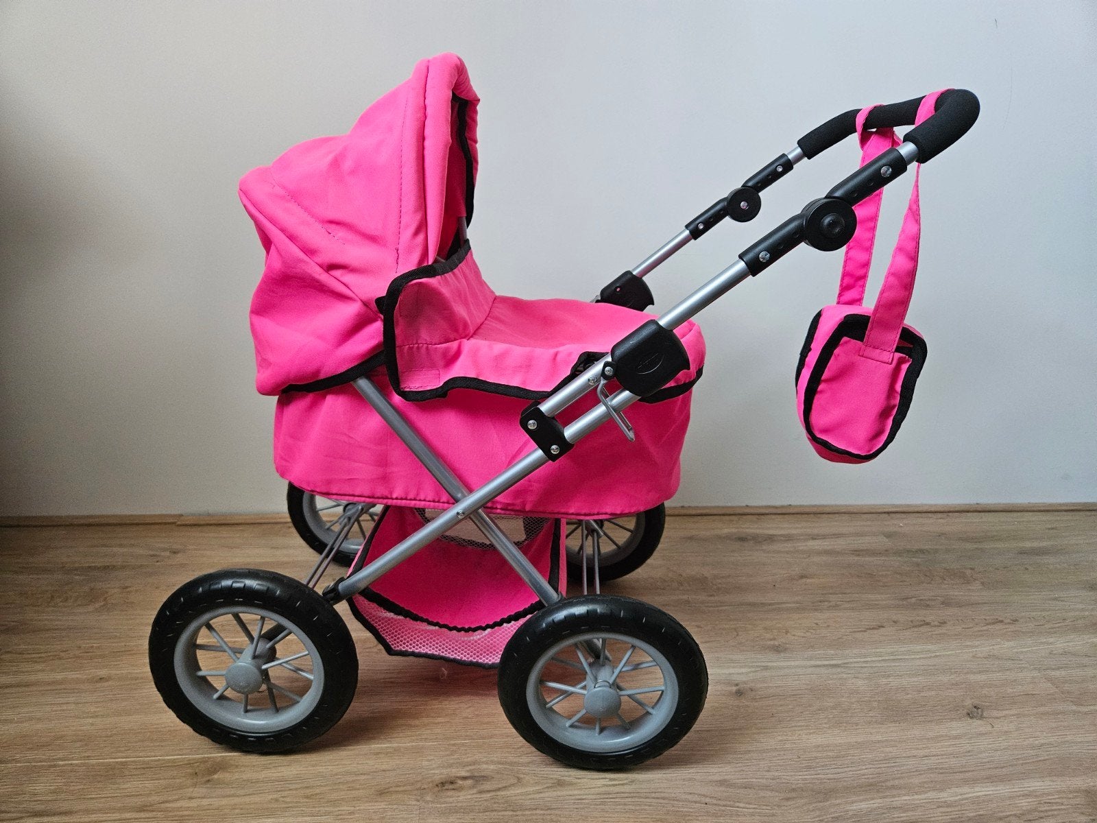 Poppenwagen Bayer, Ophalen, Babypop