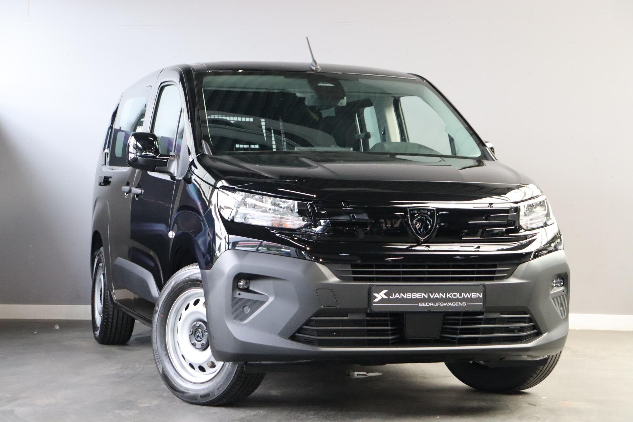 Peugeot e-Partner 136 Flex Crewcab L2 50 kWh 0% rente / 2+6, Auto's, Nieuw, Automatische klimaatregeling, 1888 kg, Te koop
