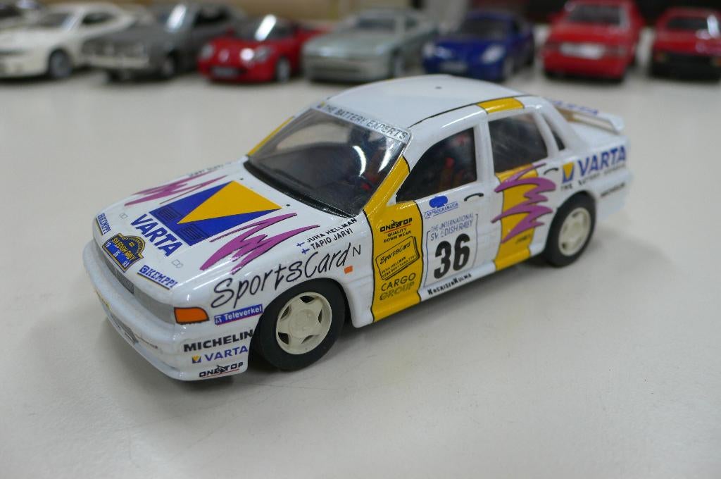 mitsubishi galant-dish rally trofeu-1/43scheurtje in chassis, Verzenden, Gebruikt, Auto, Overige merken