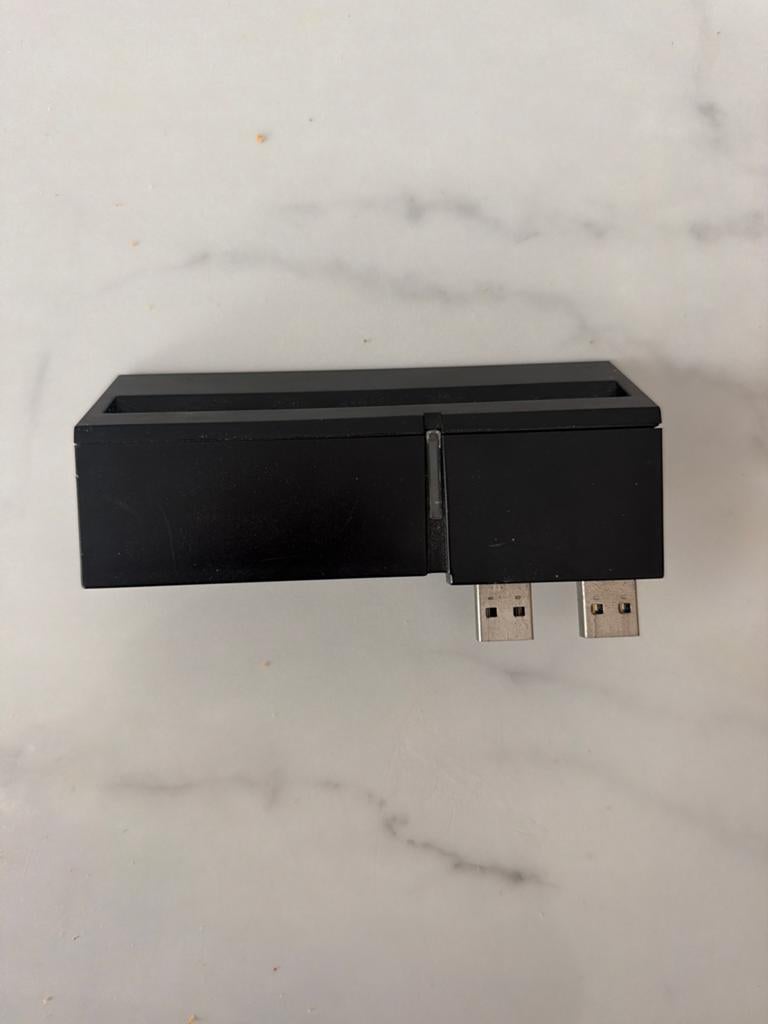 Adapter PS4, Ophalen of Verzenden, Zo goed als nieuw