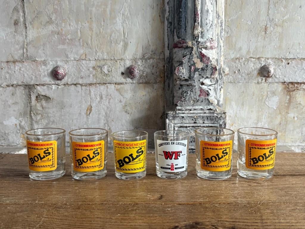 Vintage Bols Genever glaasjes - borrel glaasjes jenever, Verzamelen, Ophalen of Verzenden, Zo goed als nieuw, Borrel- of Shotglas