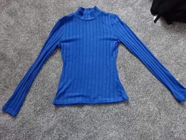 Trui met klein opstaand kraagje / maat S / lang model, Ophalen of Verzenden, Zo goed als nieuw, Maat 36 (S), Blauw