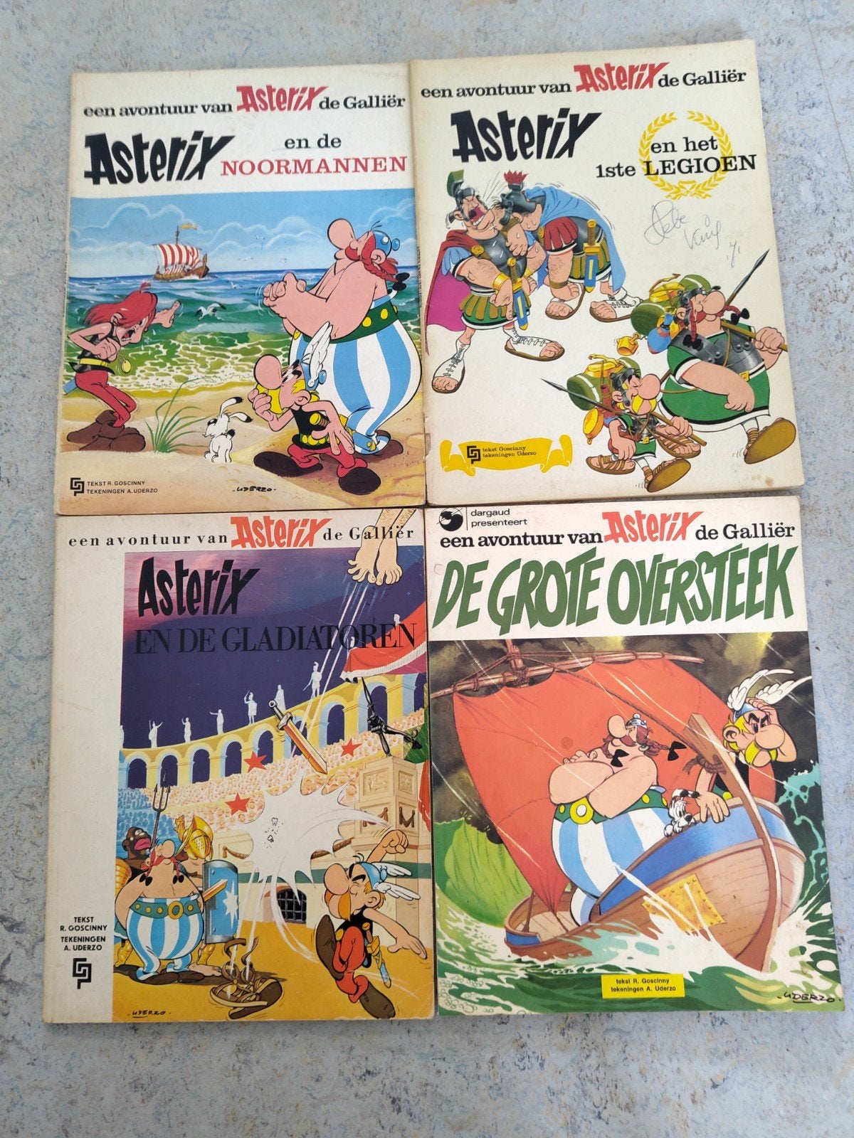 4 Asterix stripboeken: Noormannen, 1ste Legioen, Gladiatoren, Meerdere stripboeken, Ophalen of Verzenden, Gelezen, René Goscinny en Albert Uderzo