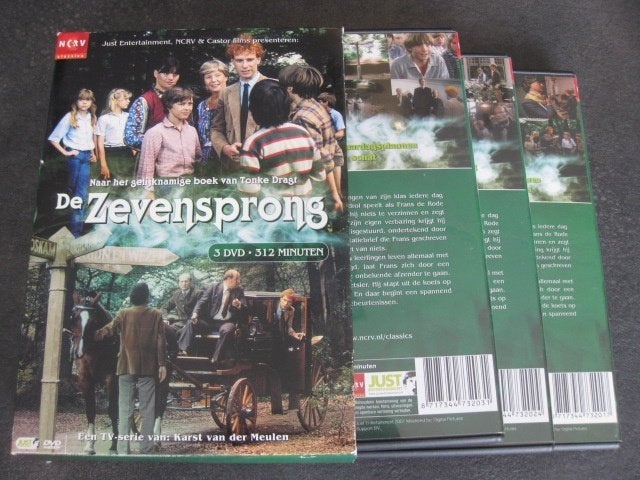 DE ZEVENSPRONG complete serie in een 3-DVD BOX 312 minuten, Alle leeftijden, Ophalen, Zo goed als nieuw