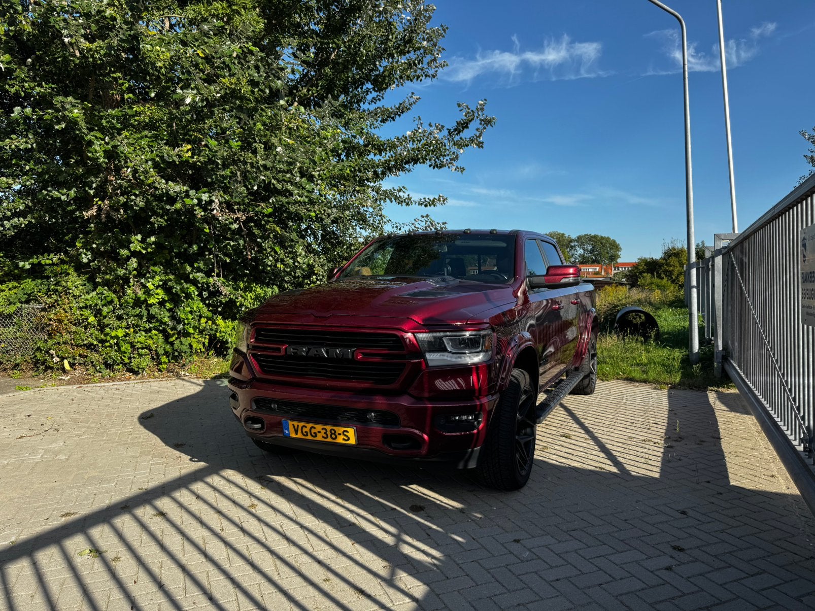 Dodge RAM Dodge RAM 2019 Rood, Auto's, 5654 cc, Vierwielaandrijving, Particulier, 6 km/l