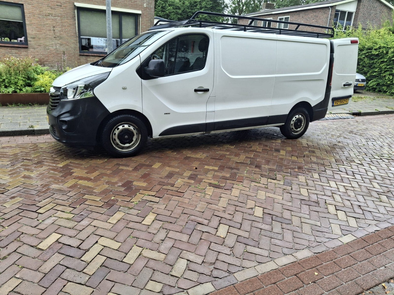 Opel Vivaro 2.0 D 66KW BV 2016, Auto's, Bestelauto's, Particulier, Opel, Diesel, Handgeschakeld, Origineel Nederlands, Wit, Onderhoudsboekje