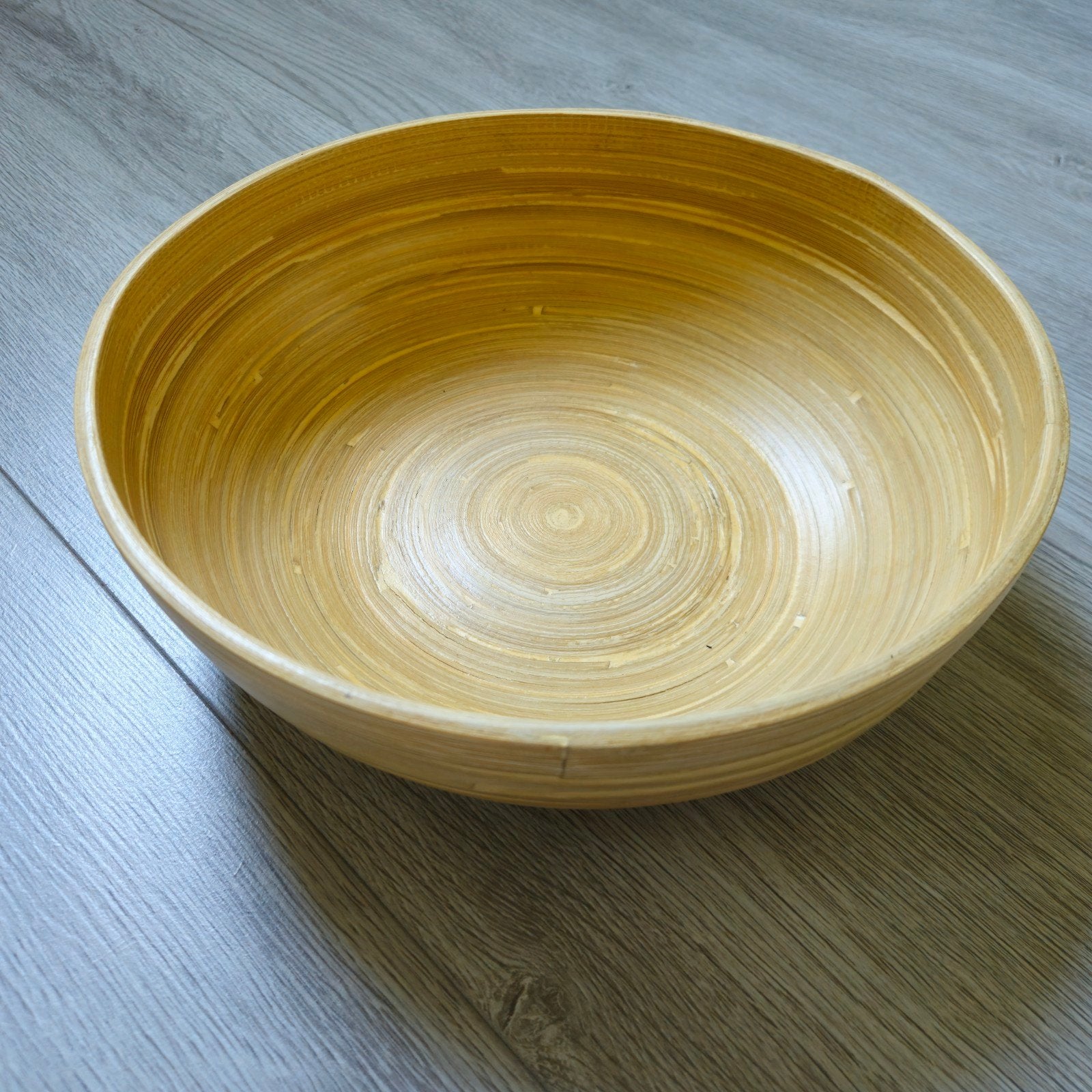 Grote bamboe schaal - decoratief en functioneel 26,5 cm, Ophalen of Verzenden, Rond, Hout, Schaal