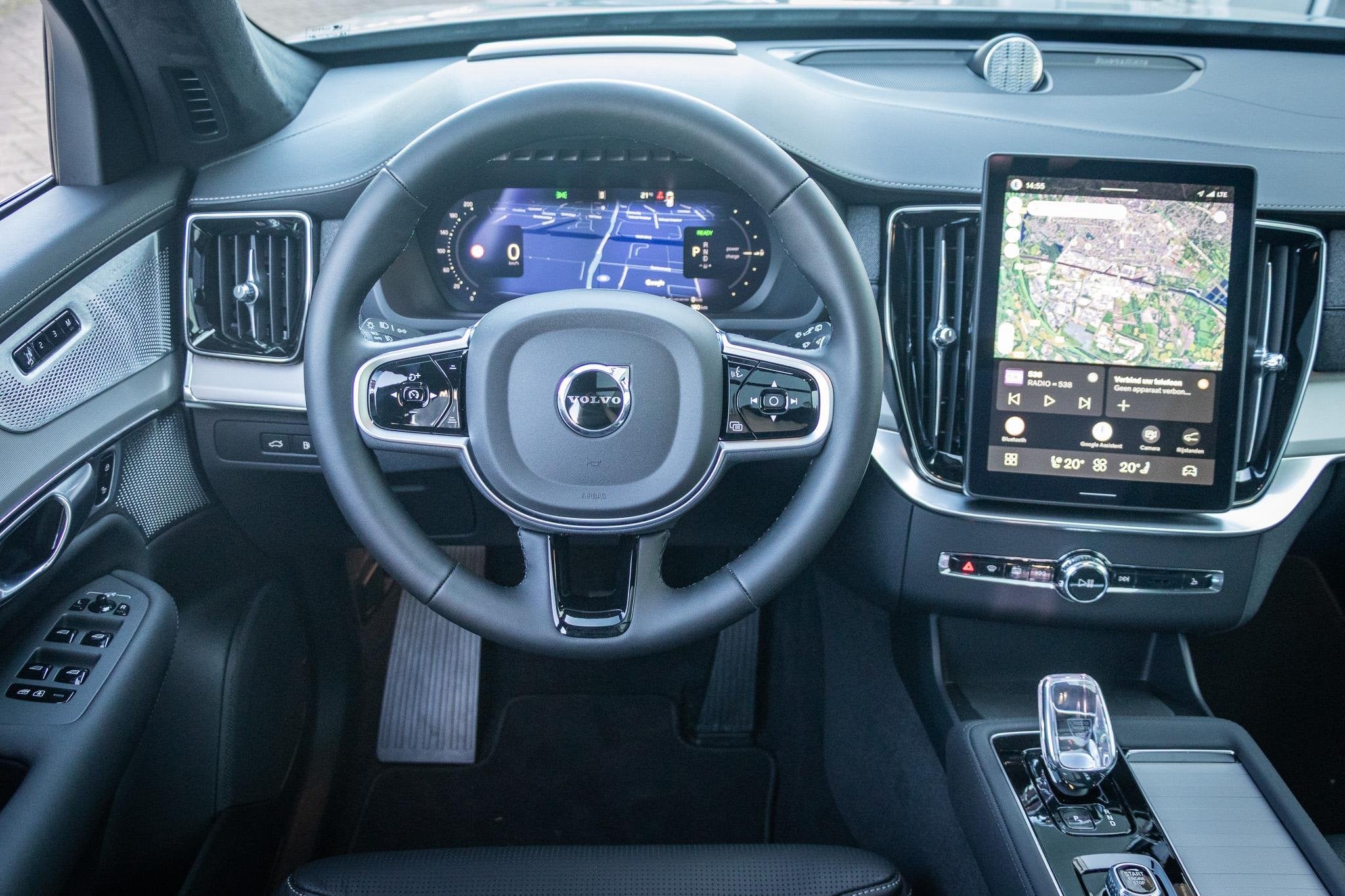 Volvo XC90 2.0 T8 Plug-in hybrid AWD Ultra Black Ed. Exec. |, 12 maanden, 4 cilinders, Vierwielaandrijving, Hybride Elektrisch/Benzine