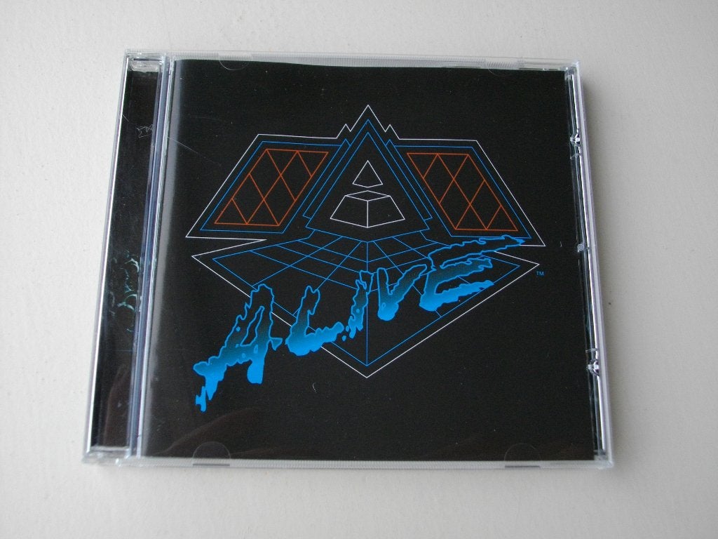Daft Punk - Alive 2007 (2007) CD, Ophalen of Verzenden, Zo goed als nieuw, Elektronisch, Live-album