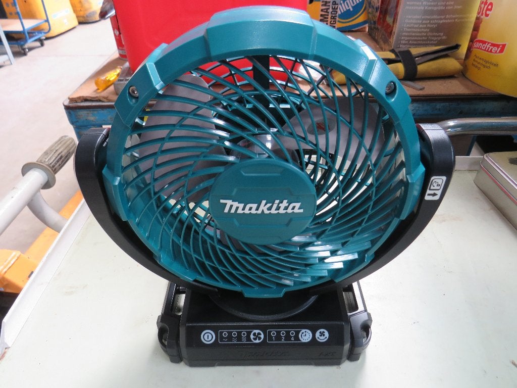 Makita DCF102Z 14,4 V / 18 V Ventilator met zwenkfunctie, Doe-het-zelf en Verbouw, Gereedschap | Handgereedschap, Nieuw, Zandhaarweg
