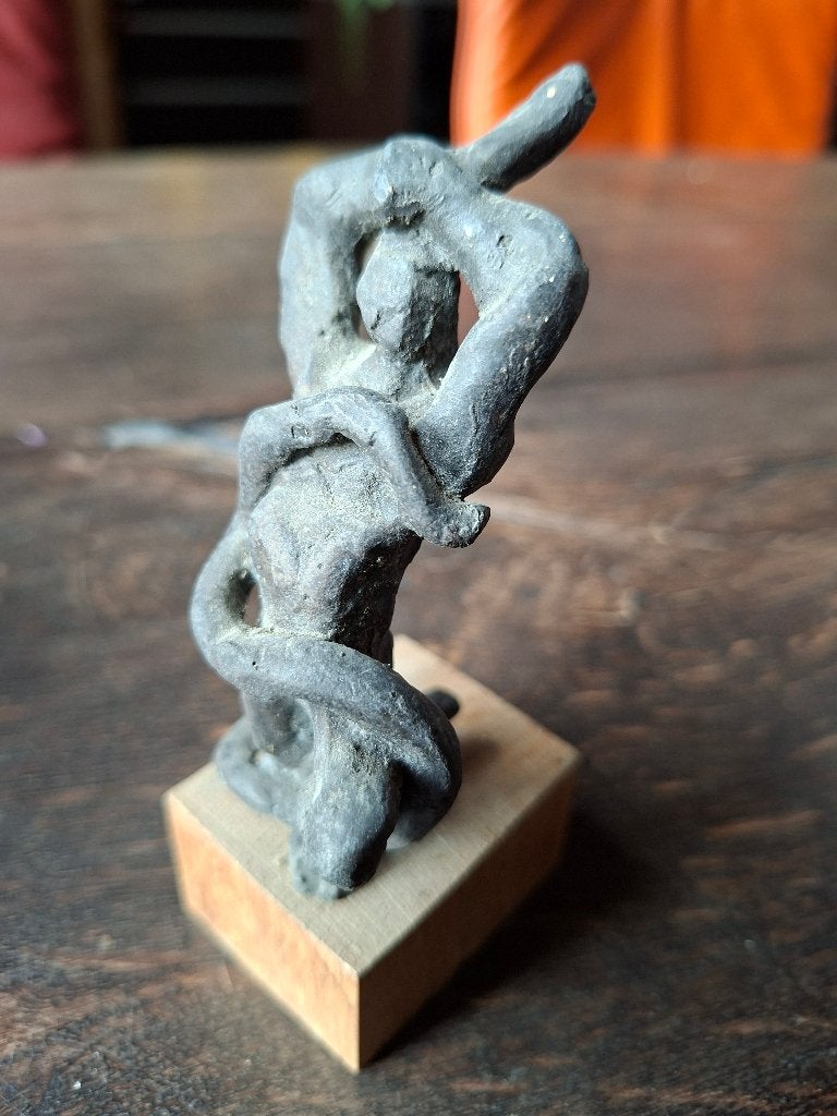 Klein figuratief bronzen beeldje van Hubert van Lith., Ophalen of Verzenden