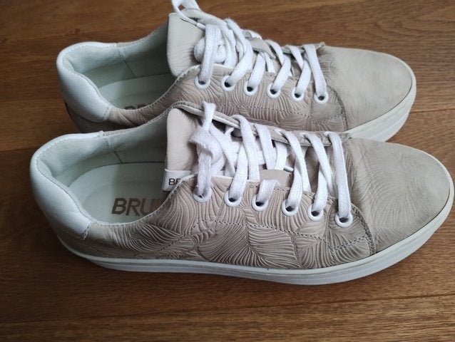 mooie Brunotti sneakers - Maat 38, Kleding | Dames, Ophalen of Verzenden, Sneakers of Gympen, Brunotti, Gedragen
