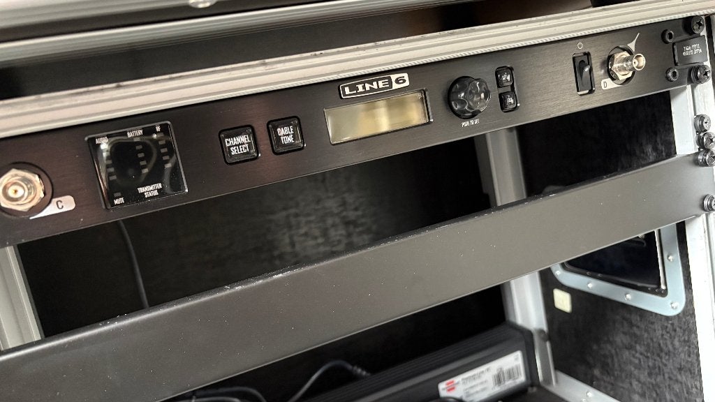 Line 6 Relay G90 Rackmount *AFGEPRIJSD *, Ophalen of Verzenden, Zo goed als nieuw