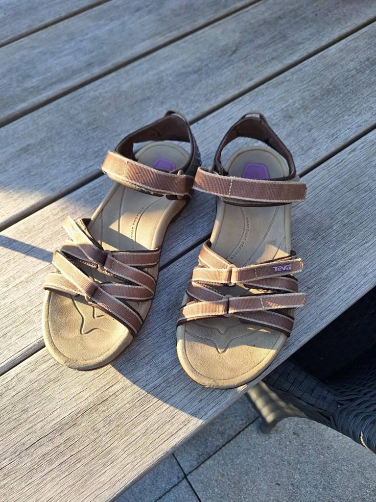 Teeva wandelsandalen maat 38, Bruin, Teevaa, Gedragen, Wandelschoenen